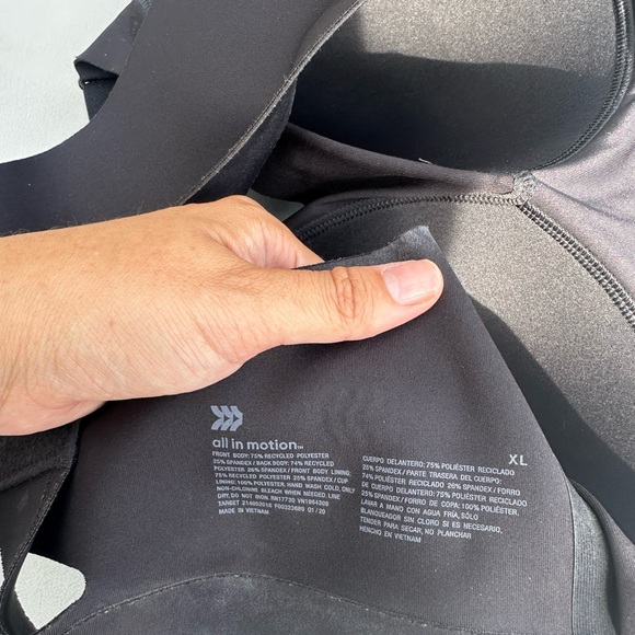 Sports bra - Picture 3 of 3